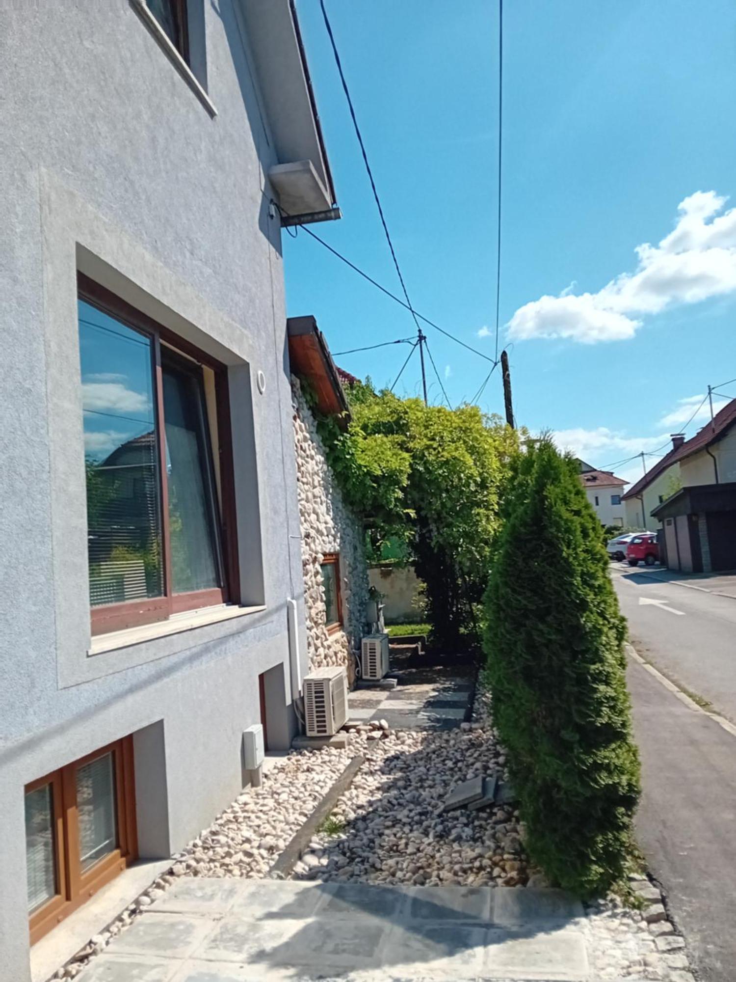 Apartment Baci For 4 Guests Любляна Экстерьер фото