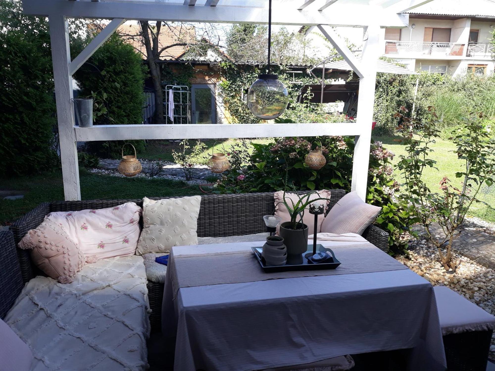Apartment Baci For 4 Guests Любляна Экстерьер фото